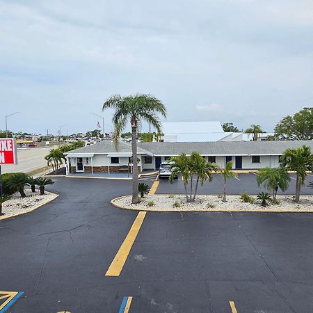 Deluxe Inn - Sarasota South Bradenton Dış mekan fotoğraf