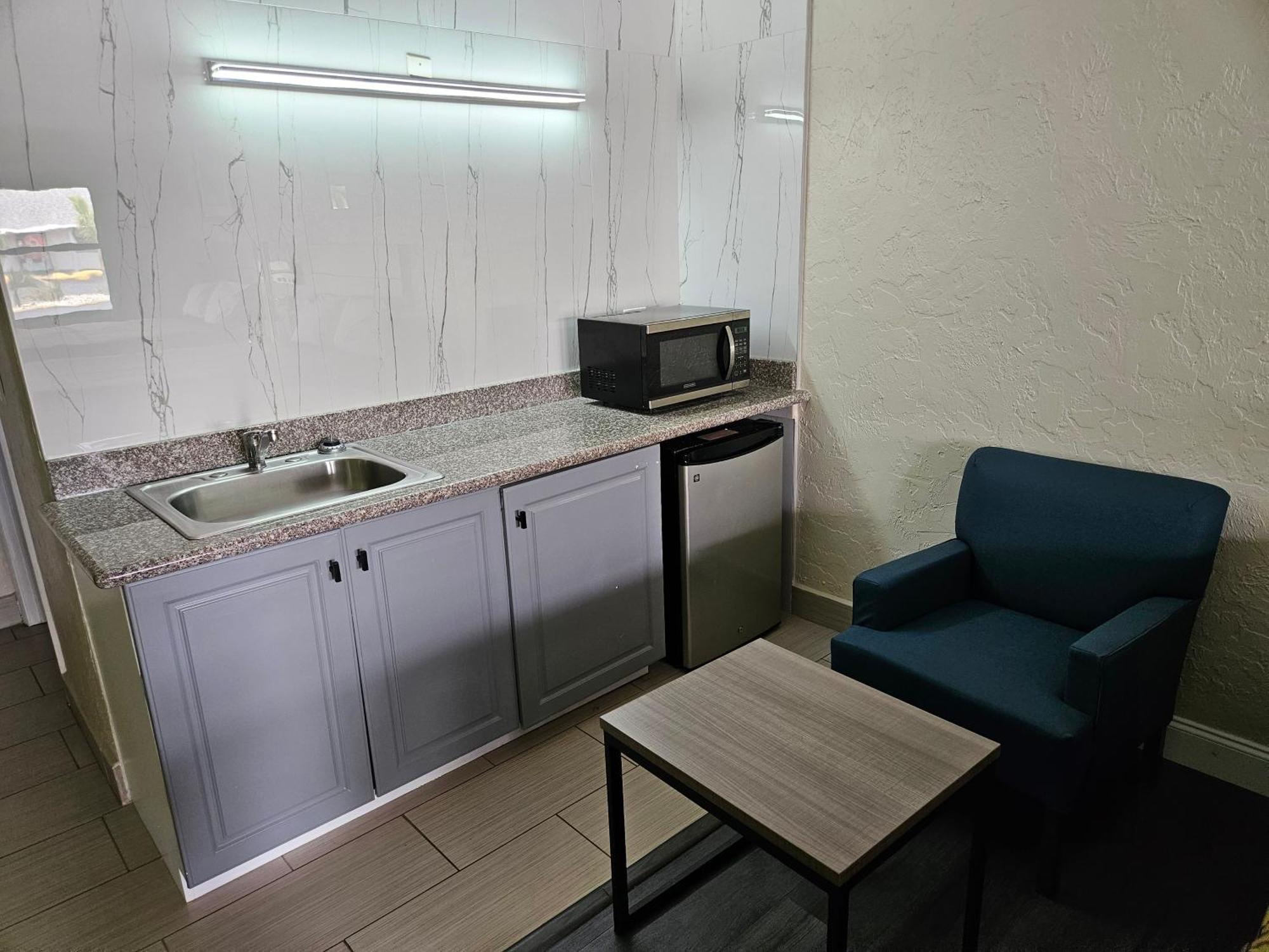 Deluxe Inn - Sarasota South Bradenton Dış mekan fotoğraf